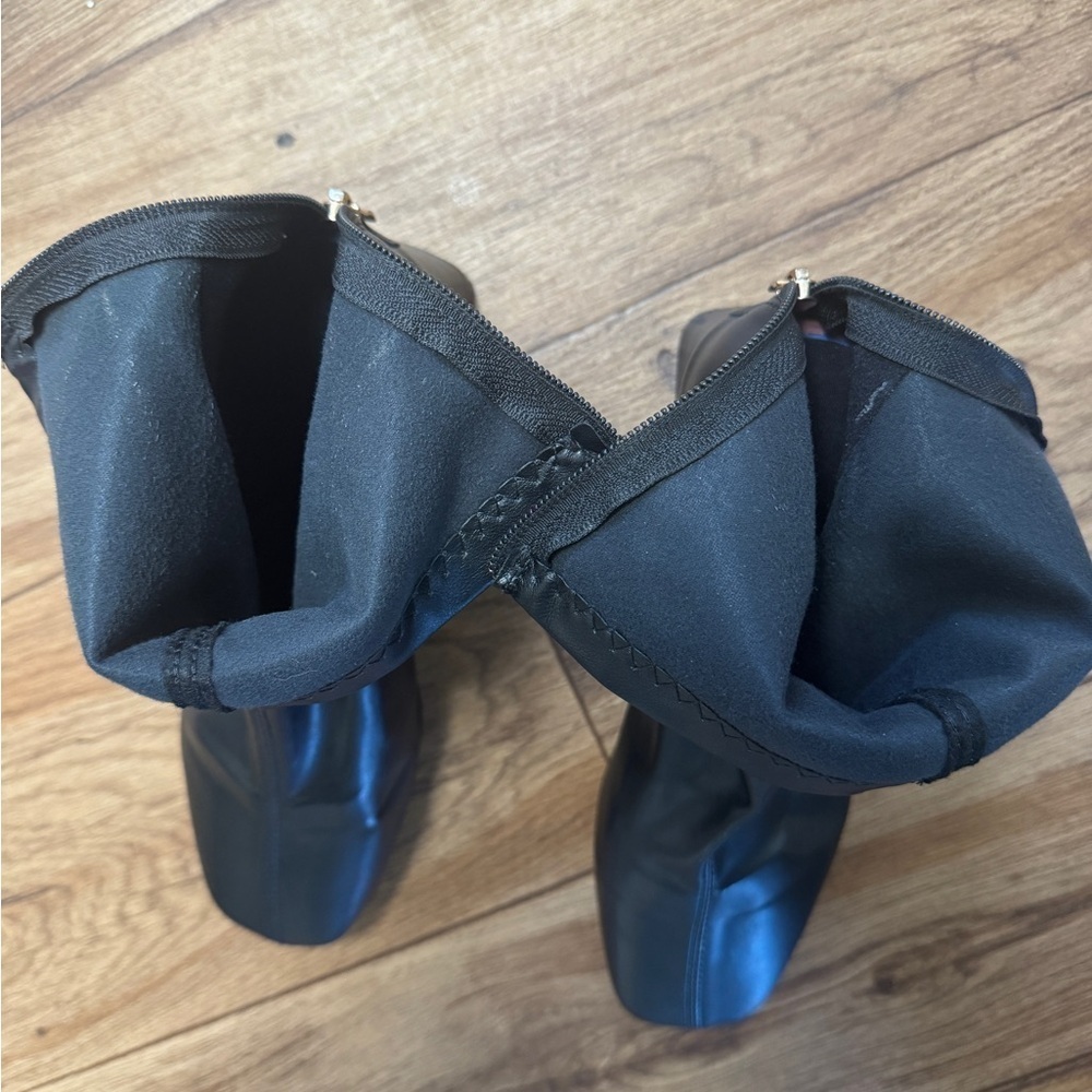 Elegant Black Women's Ankle Boots - Picture 3 of 3
